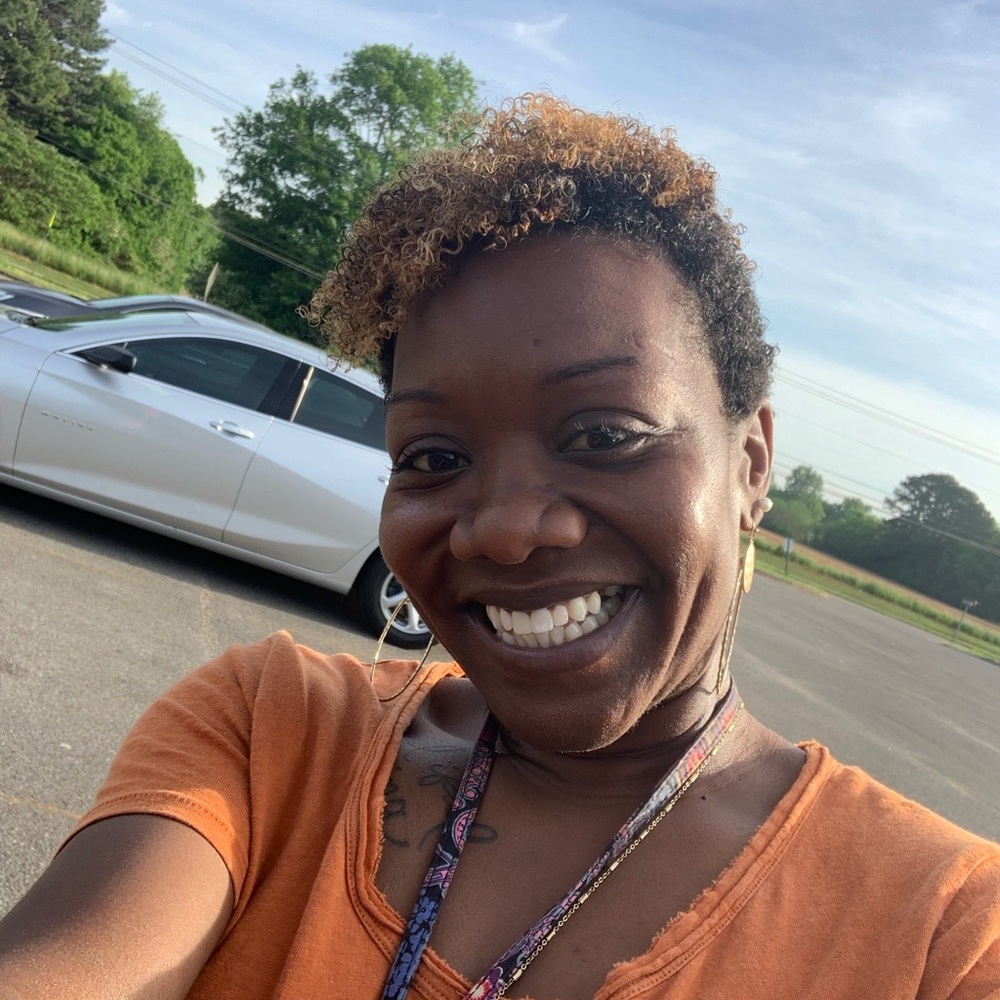 Meet your Posher, Kamika